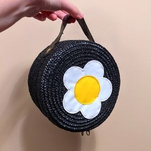 Y2K Wicker Daisy Hand Bag